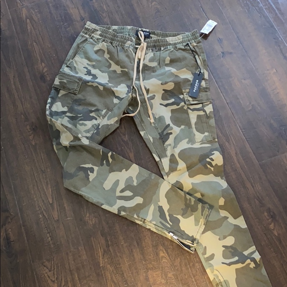 Men’s jogger jeans